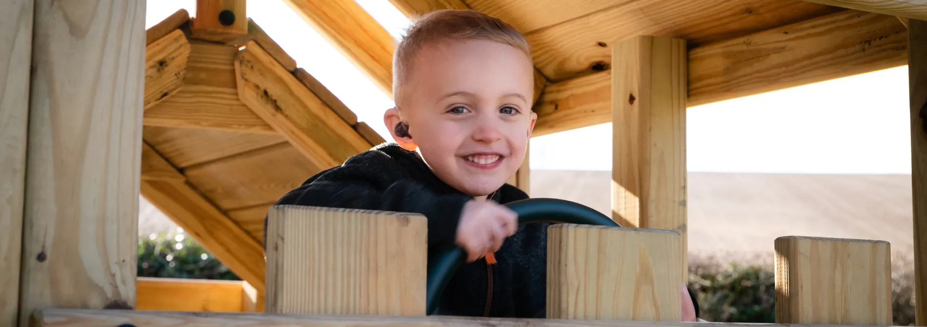 High quality<br>bespoke playgrounds slider image